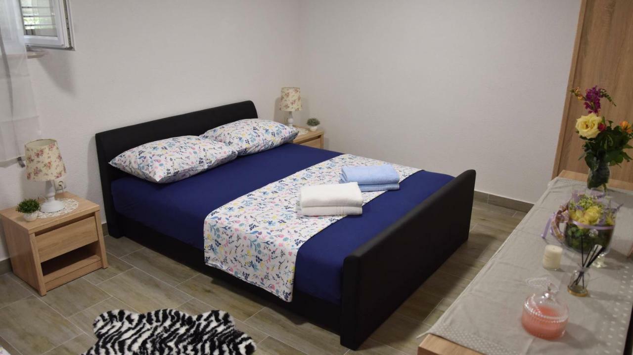 Apartman Kristina Apartment Split Exterior photo